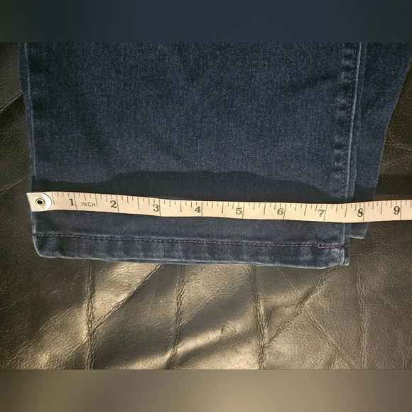 Bandolino Amy Stretchy Contour High Rise Dark Washed Denim Jeans SZ 16 - Picture 8 of 10